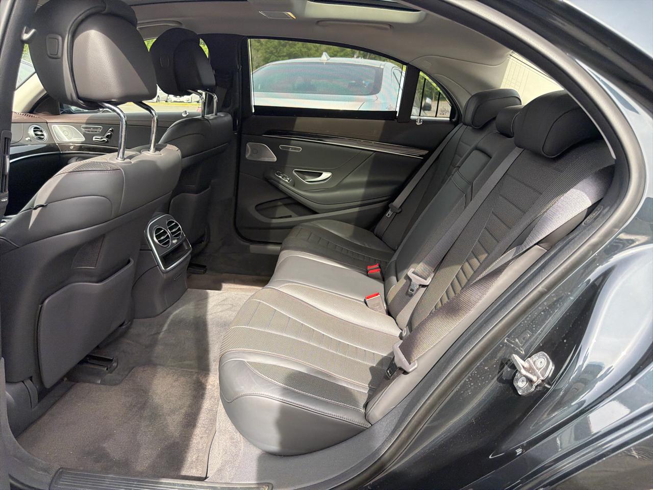 Mercedes-Benz S-Class S 560 4MATIC Sedan 2019