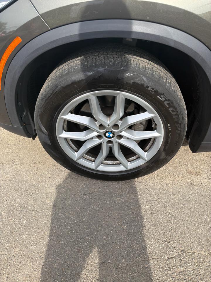 BMW X5 xDrive40i Sports Activity Vehicle 2023