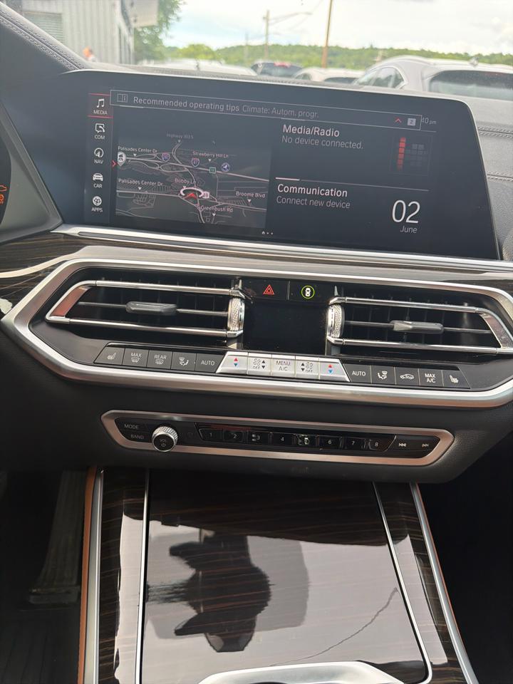 BMW X5 xDrive40i Sports Activity Vehicle 2023