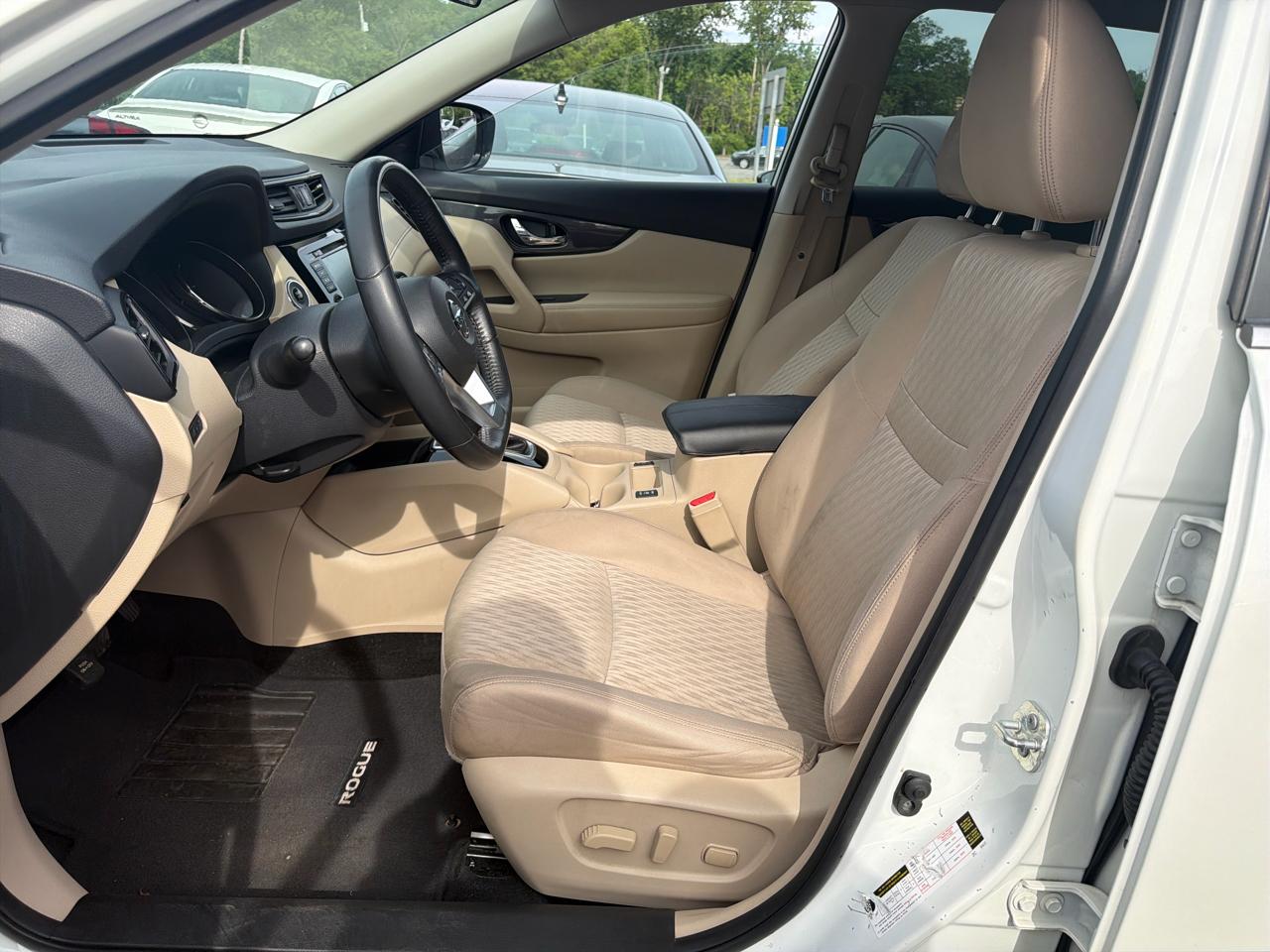 Nissan Rogue AWD SV 2018