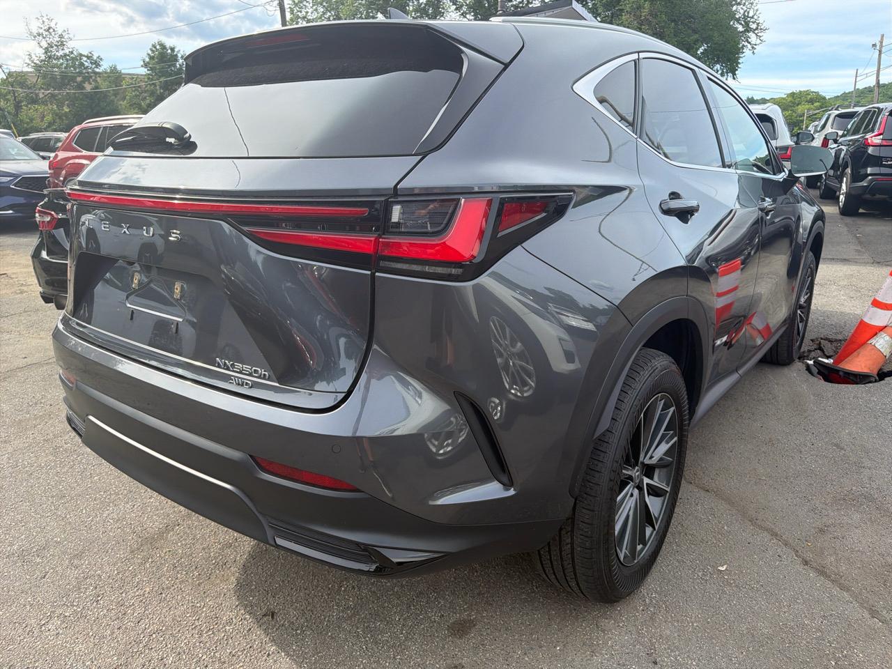 Lexus NX NX 350h Premium AWD 2024