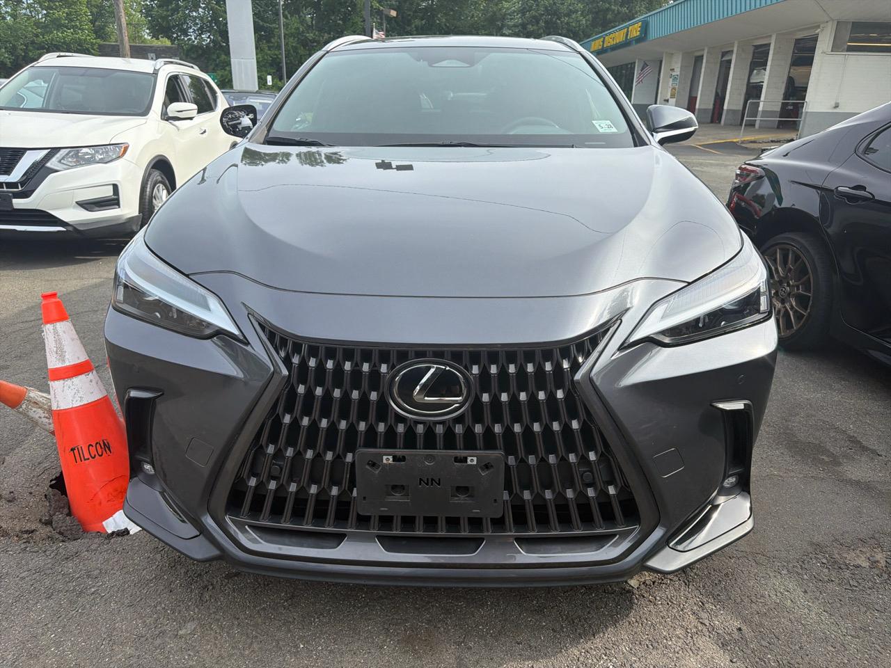 Lexus NX NX 350h Premium AWD 2024
