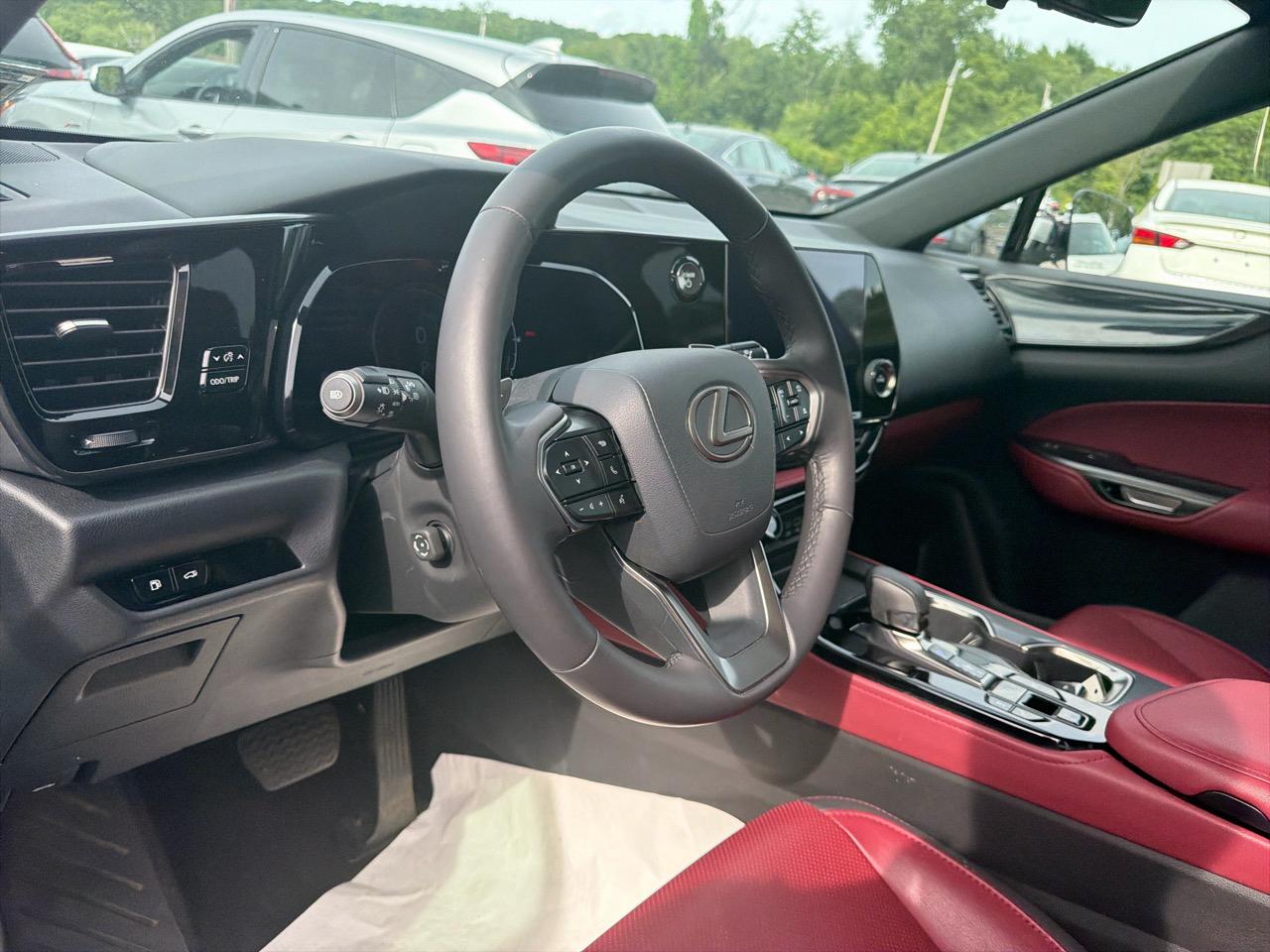 Lexus NX NX 350h Premium AWD 2024