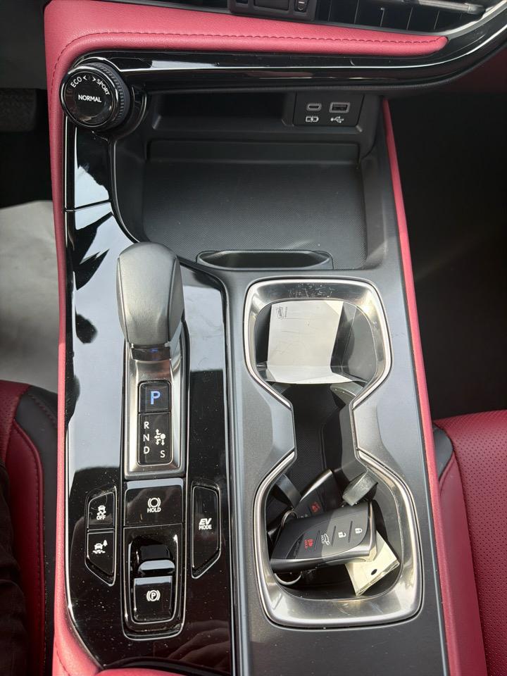 Lexus NX NX 350h Premium AWD 2024