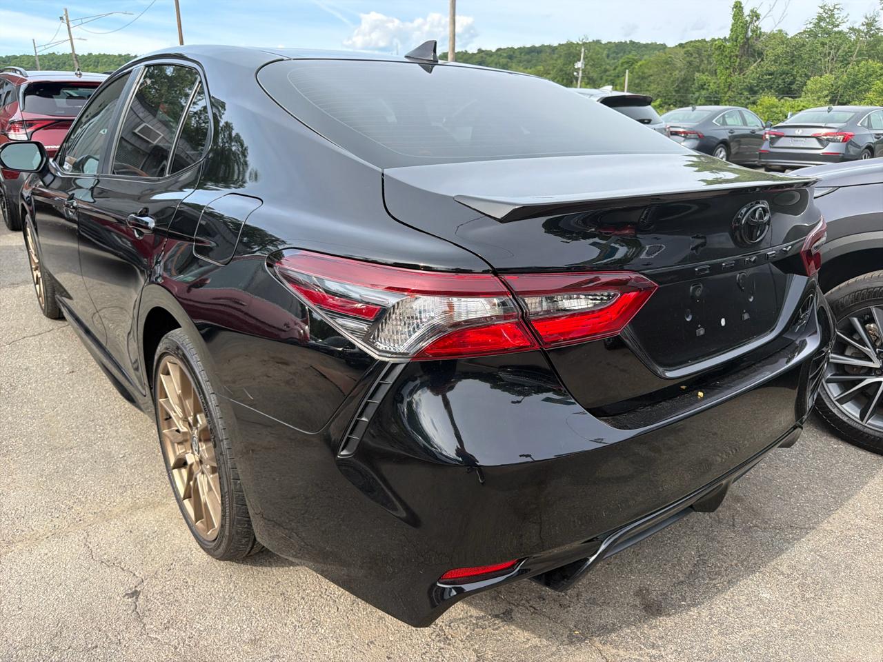 Toyota Camry SE Auto AWD (Natl) 2024