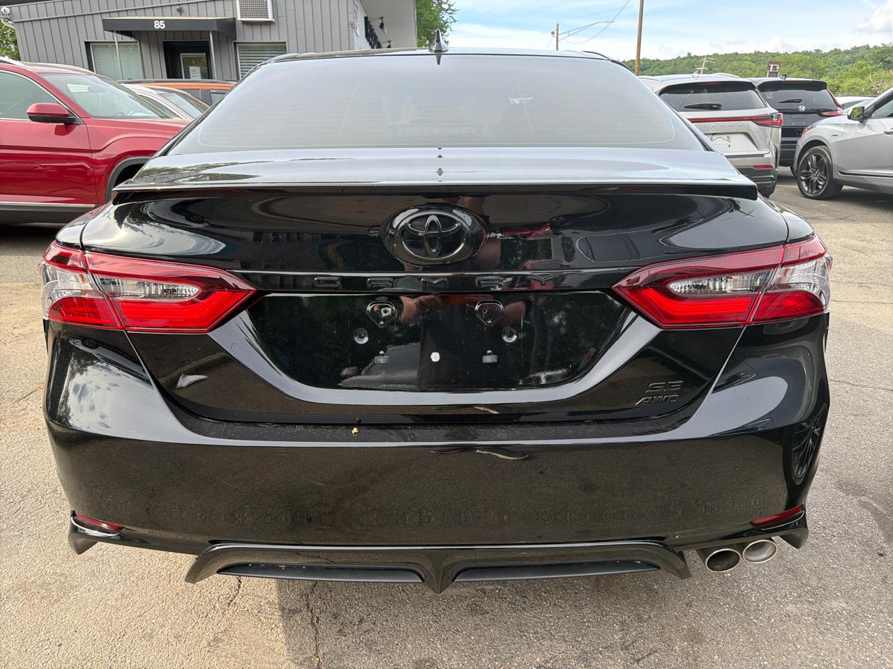 Toyota Camry SE Auto AWD (Natl) 2024