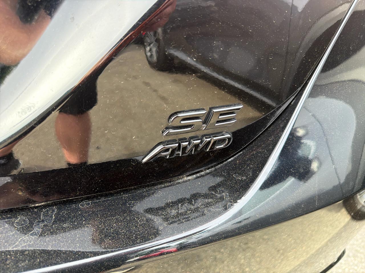 Toyota Camry SE Auto AWD (Natl) 2024