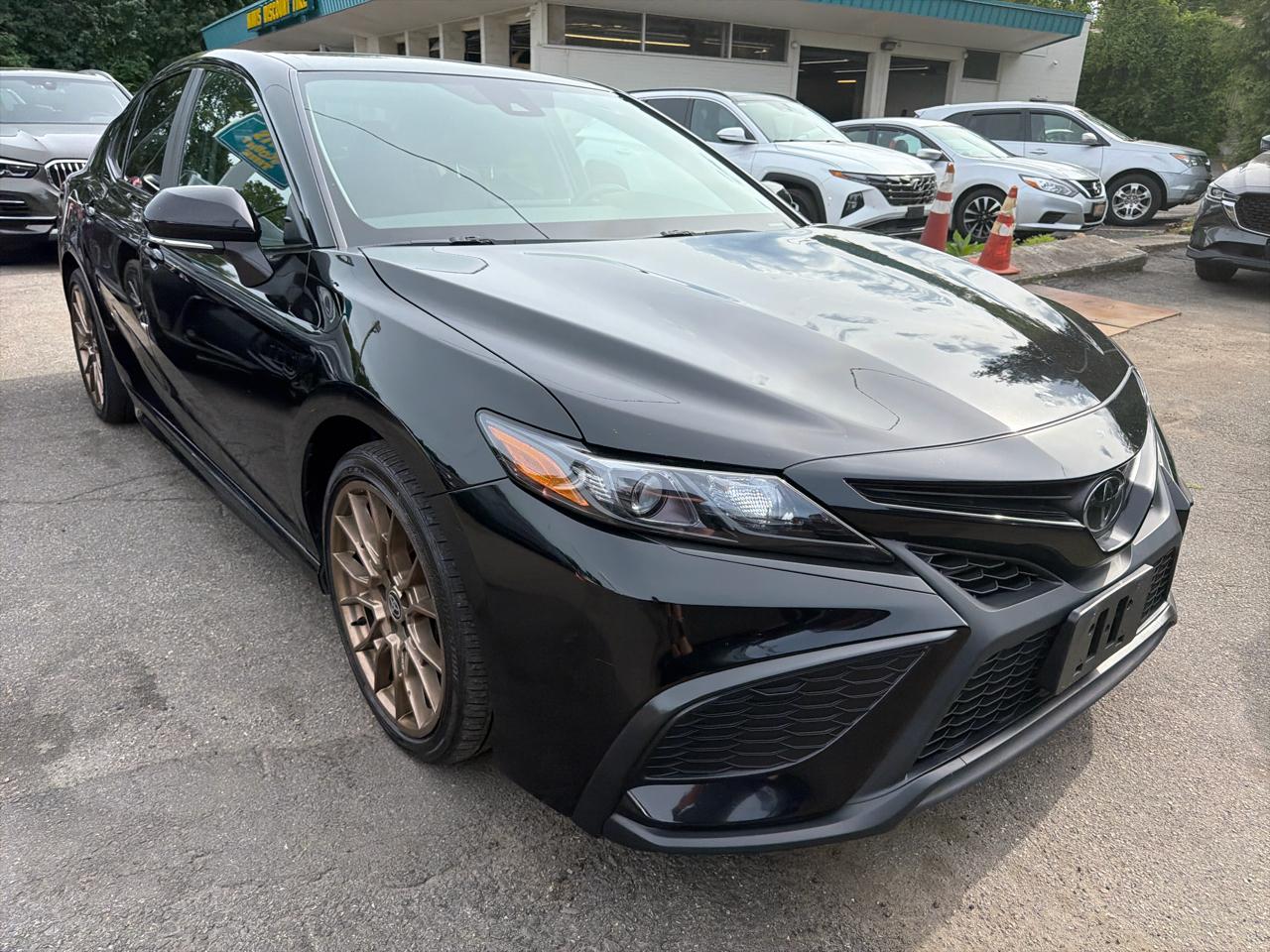 Toyota Camry SE Auto AWD (Natl) 2024