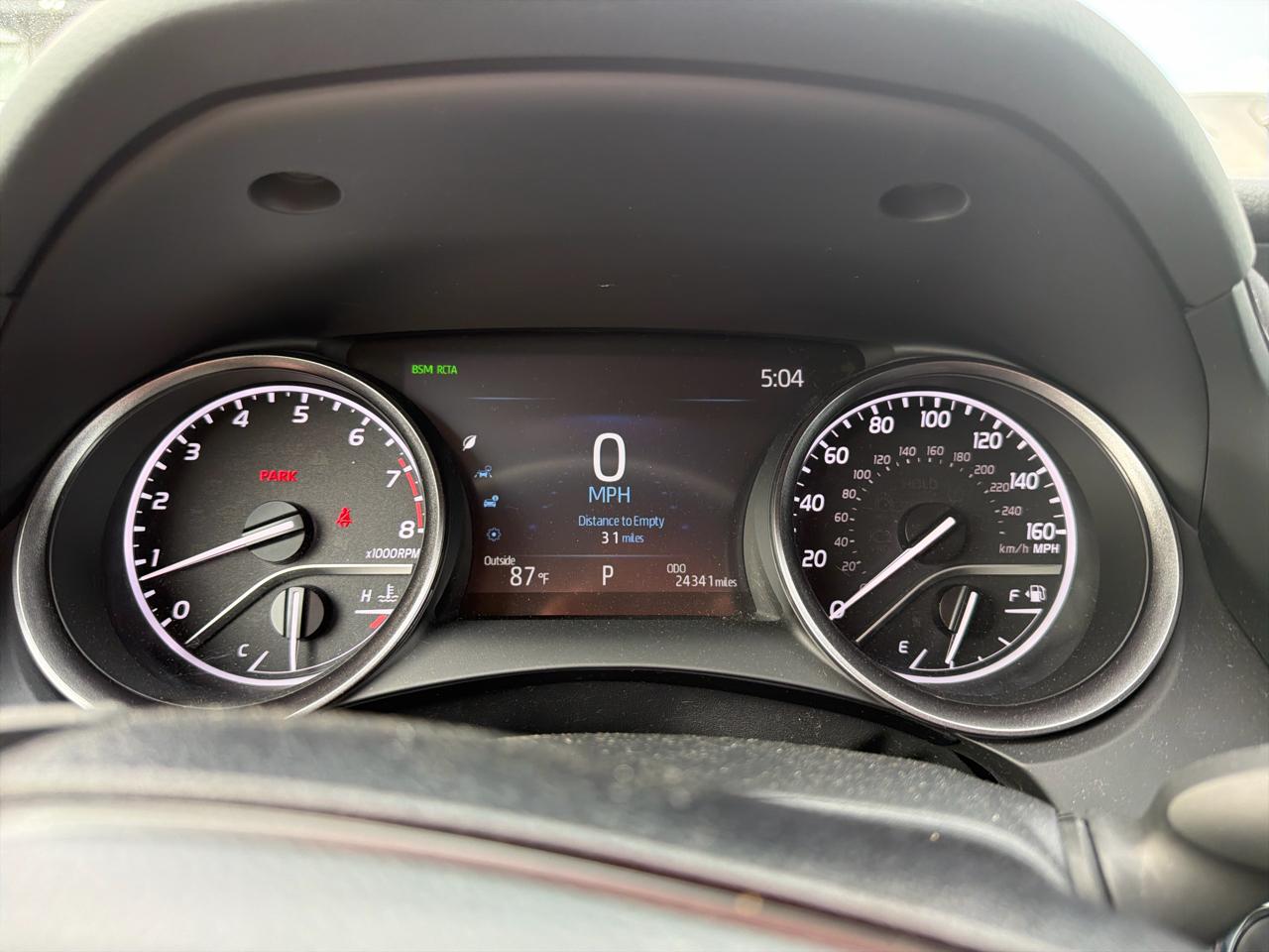 Toyota Camry SE Auto AWD (Natl) 2024