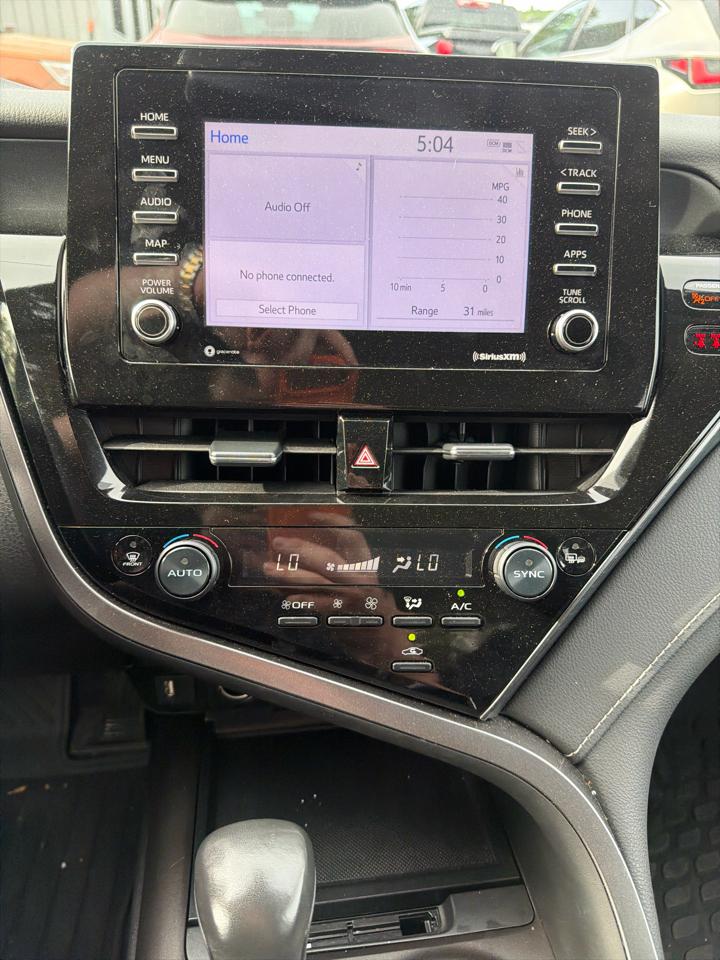 Toyota Camry SE Auto AWD (Natl) 2024