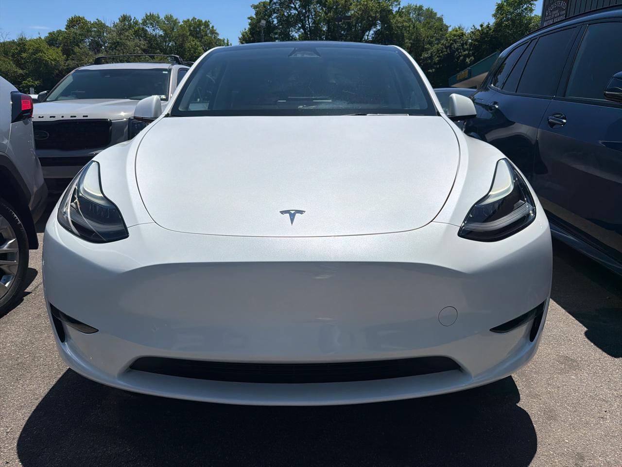 Tesla Model Y RWD *Ltd Avail* 2024