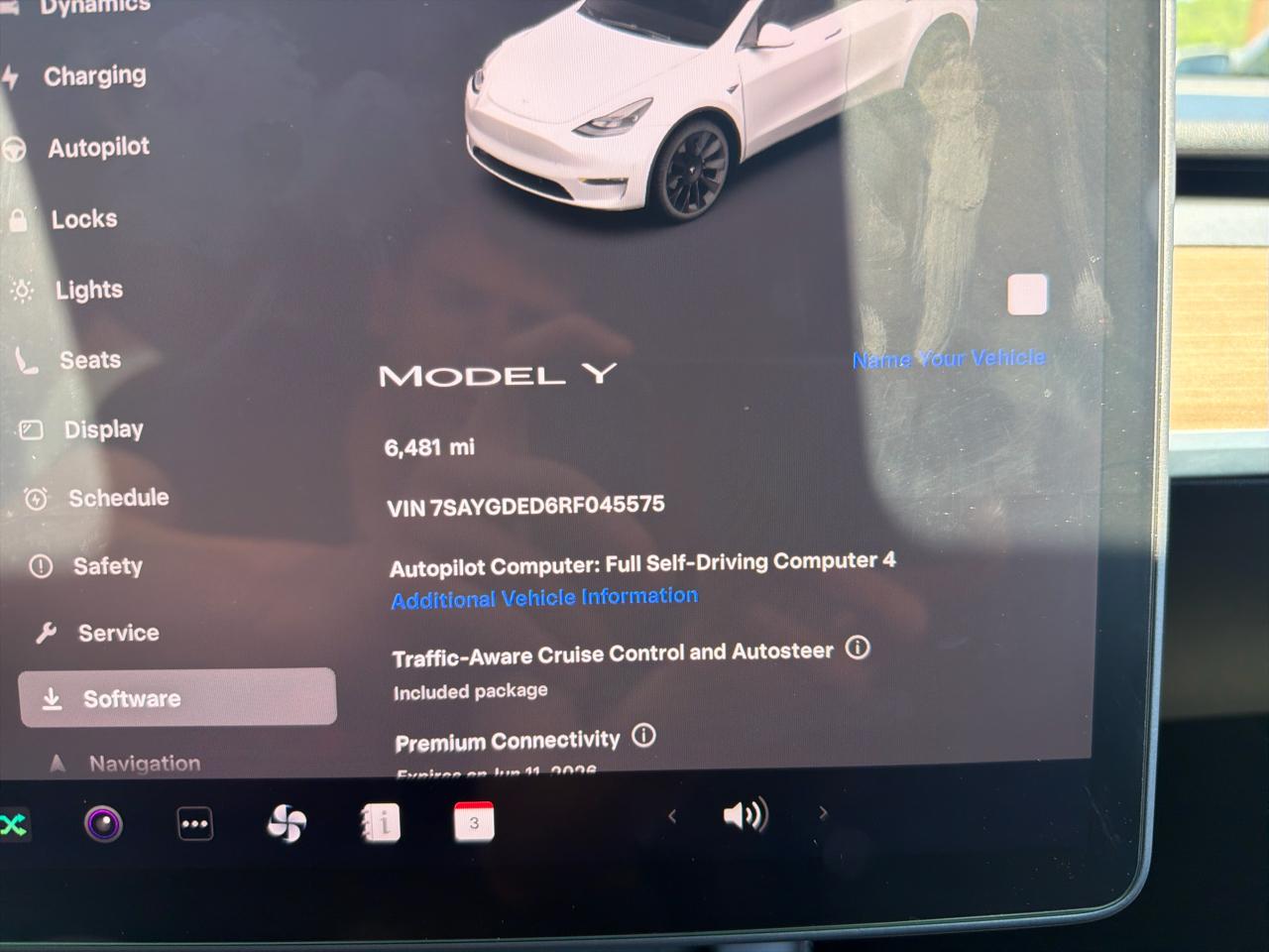 Tesla Model Y RWD *Ltd Avail* 2024