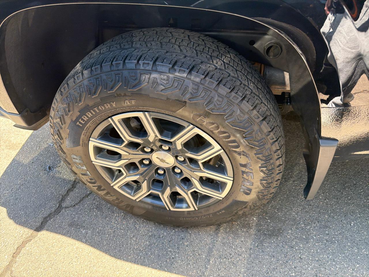 Chevrolet Colorado 4WD Crew Cab Z71 2024
