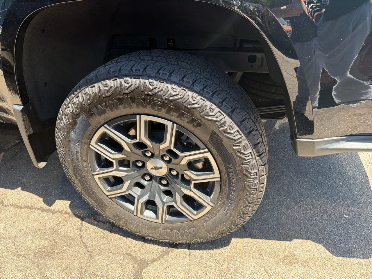 Chevrolet Colorado 4WD Crew Cab Z71 2024
