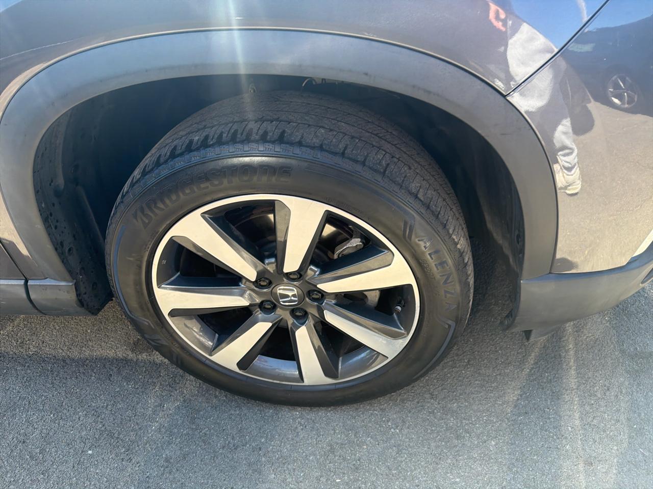 Honda Pilot Touring AWD 2023