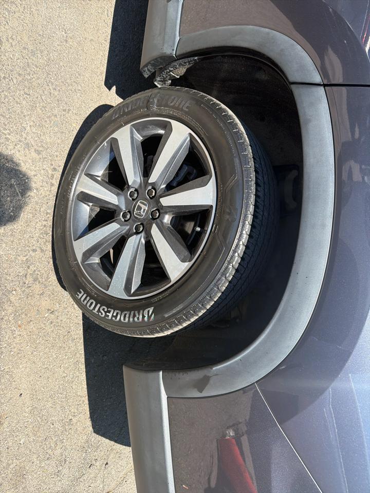 Honda Pilot Touring AWD 2023