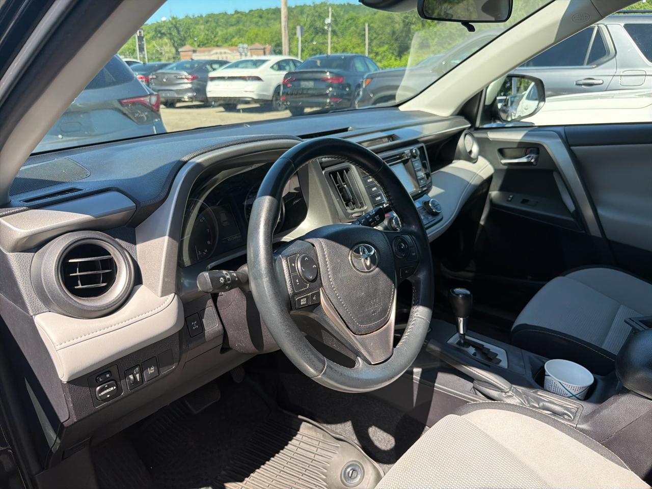 Toyota RAV4 Adventure AWD (Natl) 2018