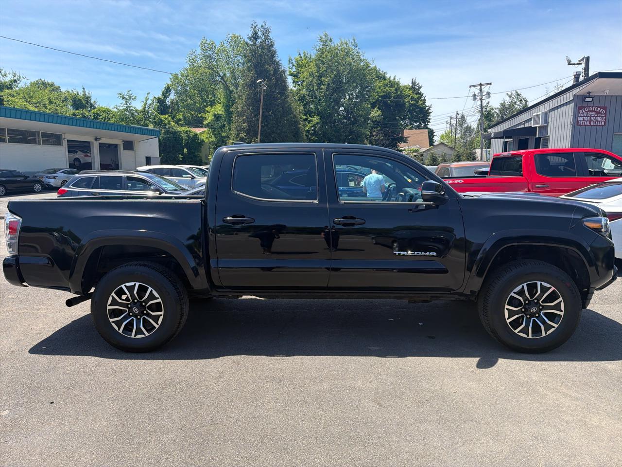 Toyota Tacoma 4WD TRD Off Road Double Cab 5' Bed V6 MT (Natl) 2023