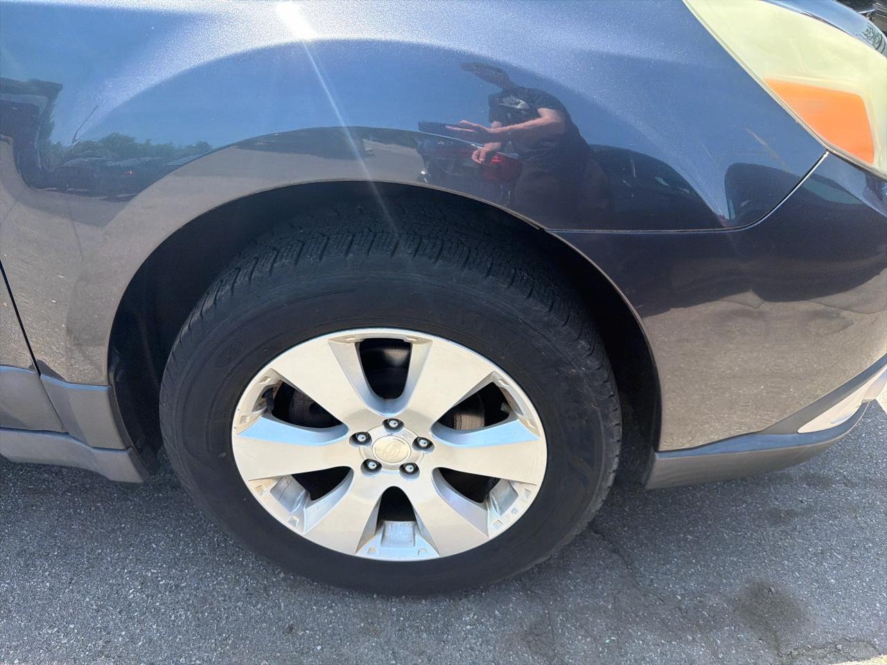 Subaru Outback 4dr Wgn H4 Auto 2.5i Ltd 2010