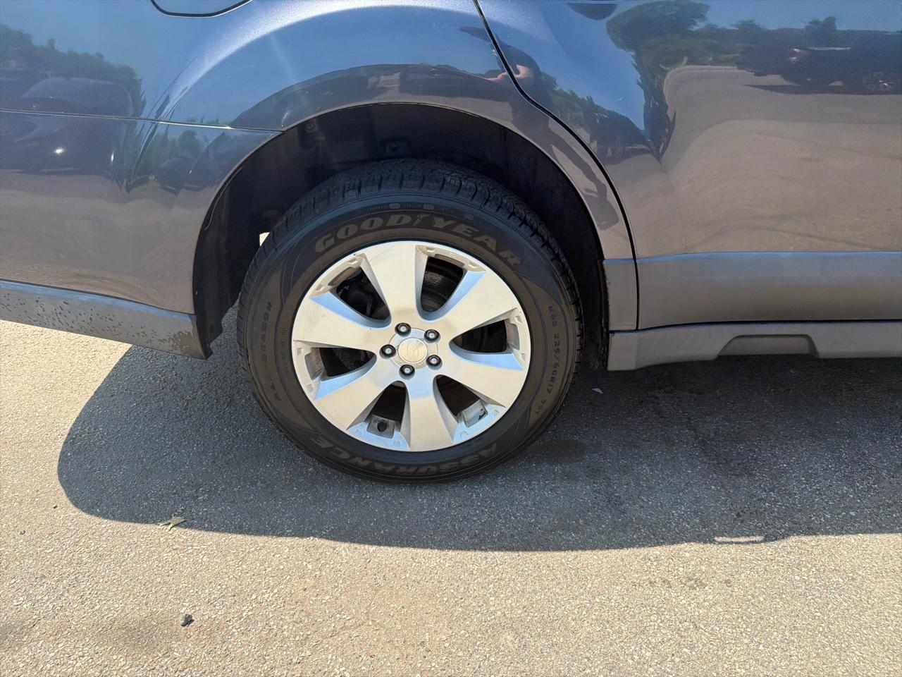 Subaru Outback 4dr Wgn H4 Auto 2.5i Ltd 2010