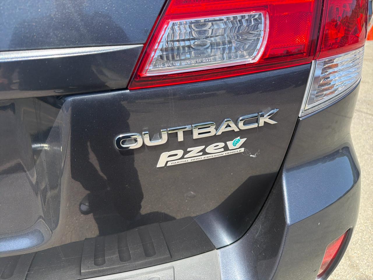 Subaru Outback 4dr Wgn H4 Auto 2.5i Ltd 2010