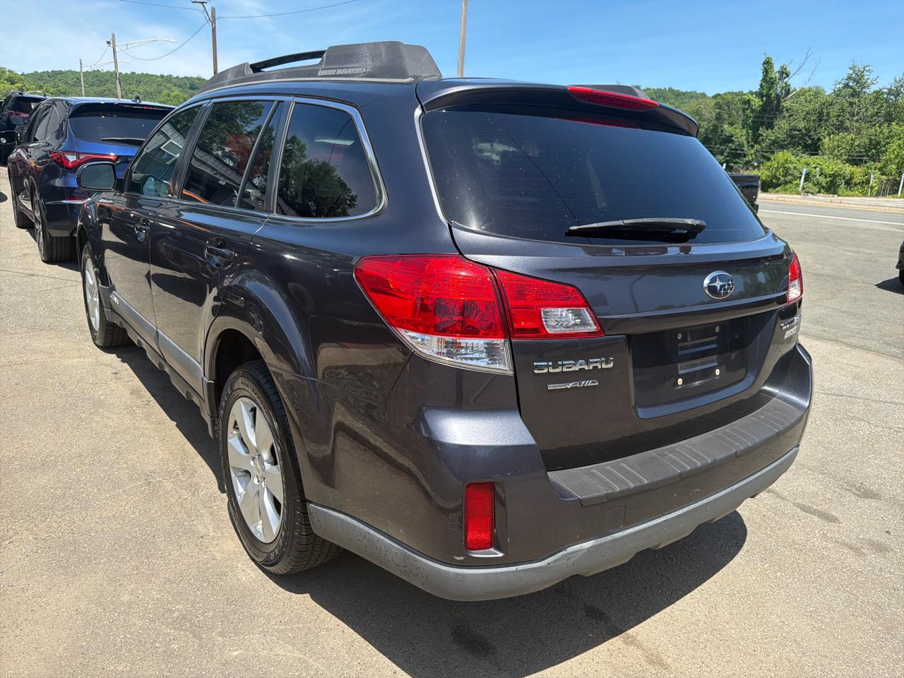 Subaru Outback 4dr Wgn H4 Auto 2.5i Ltd 2010