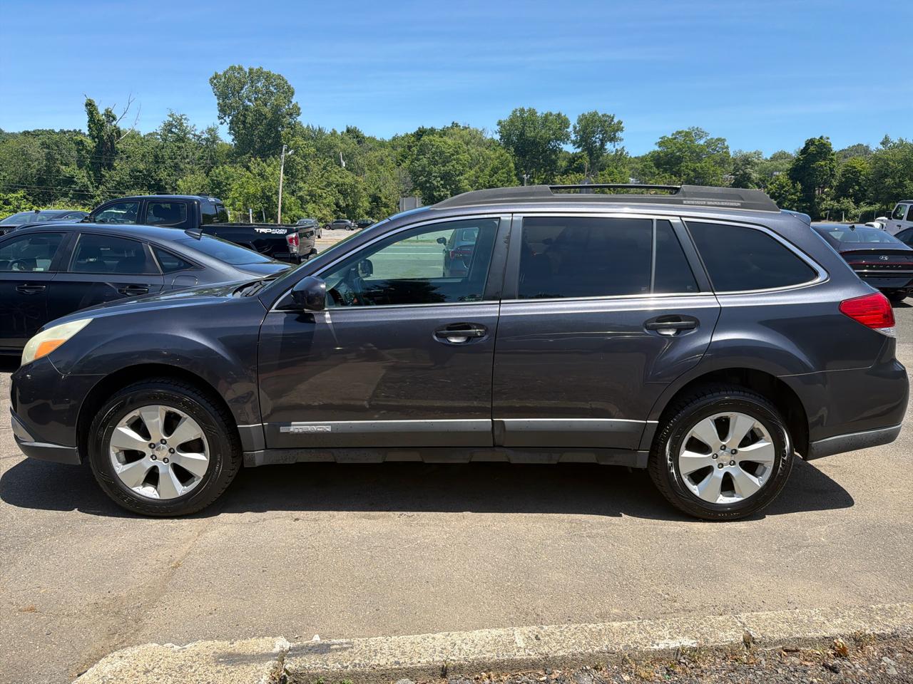 Subaru Outback 4dr Wgn H4 Auto 2.5i Ltd 2010