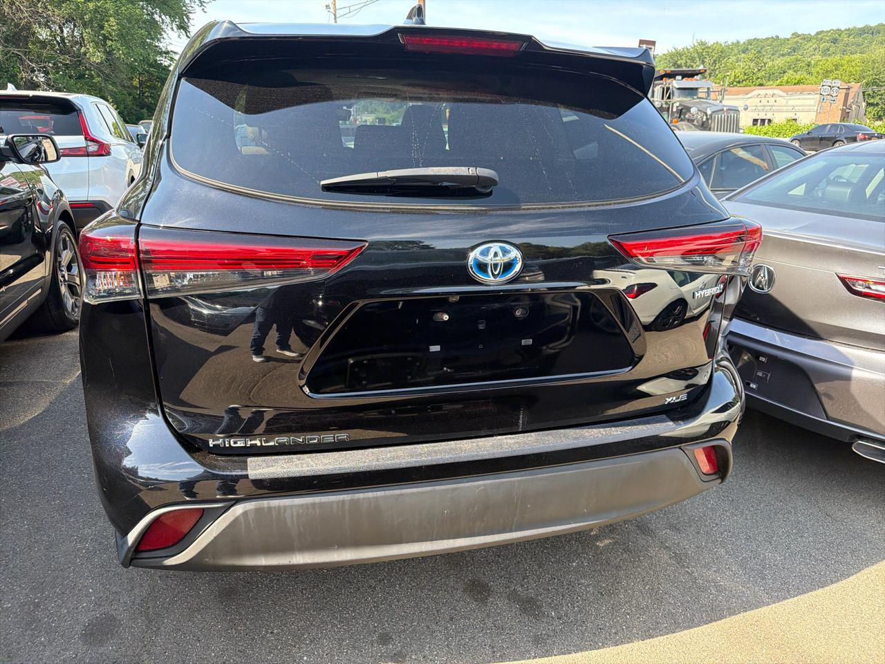Toyota Highlander Hybrid XLE AWD (Natl) 2020