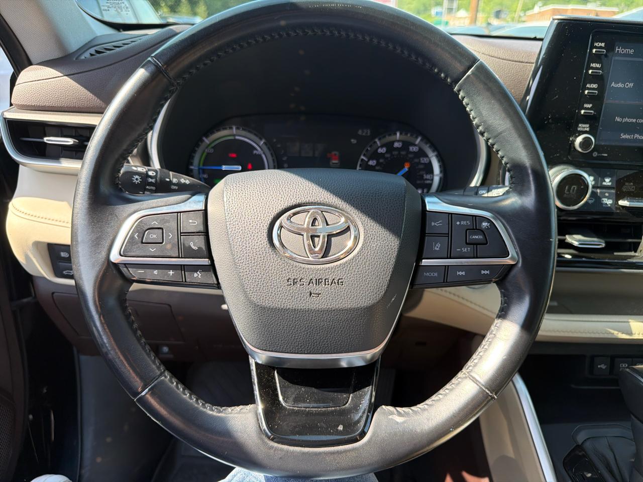 Toyota Highlander Hybrid XLE AWD (Natl) 2020