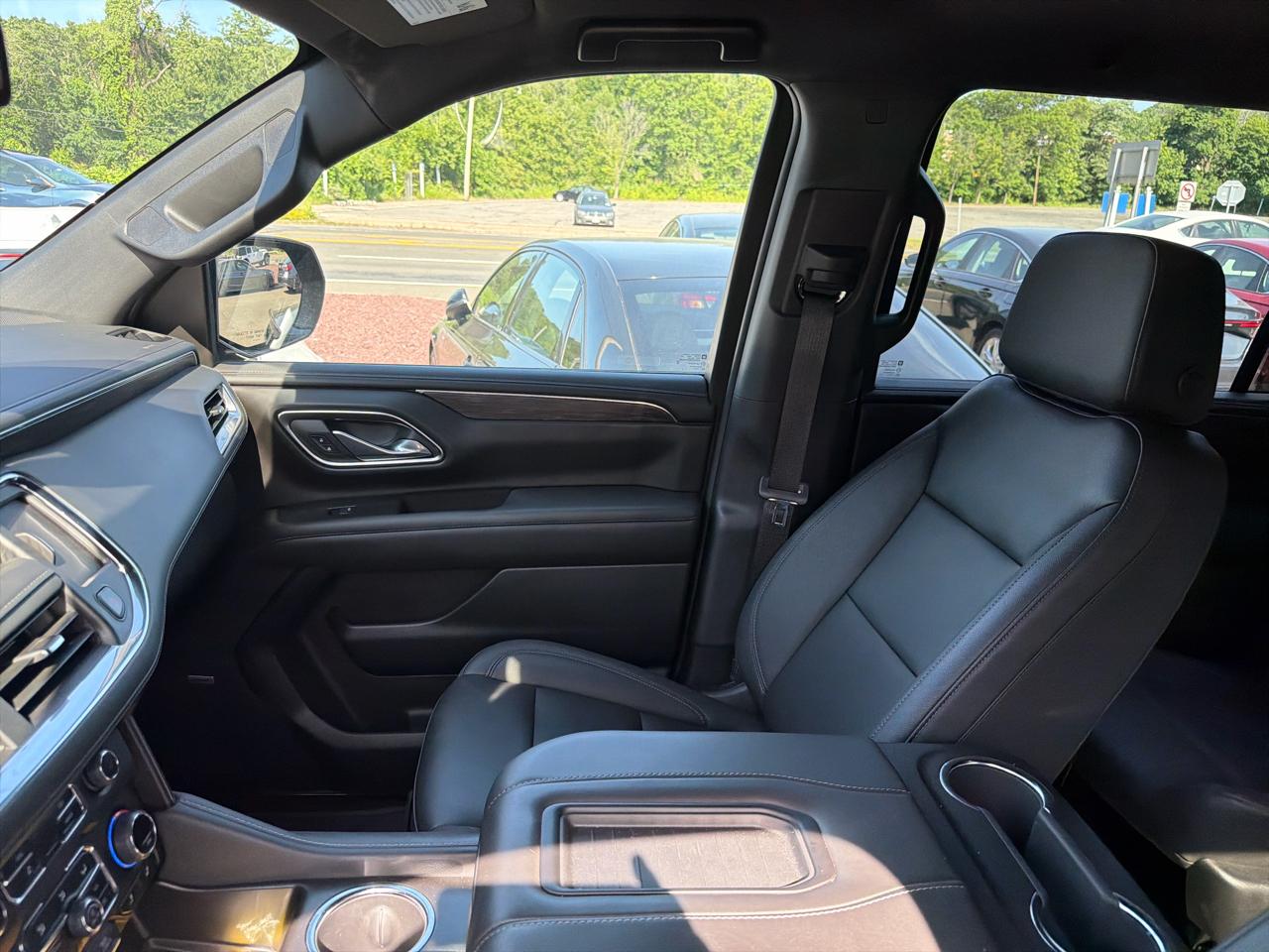 Chevrolet Suburban 4WD 4dr Z71 2024