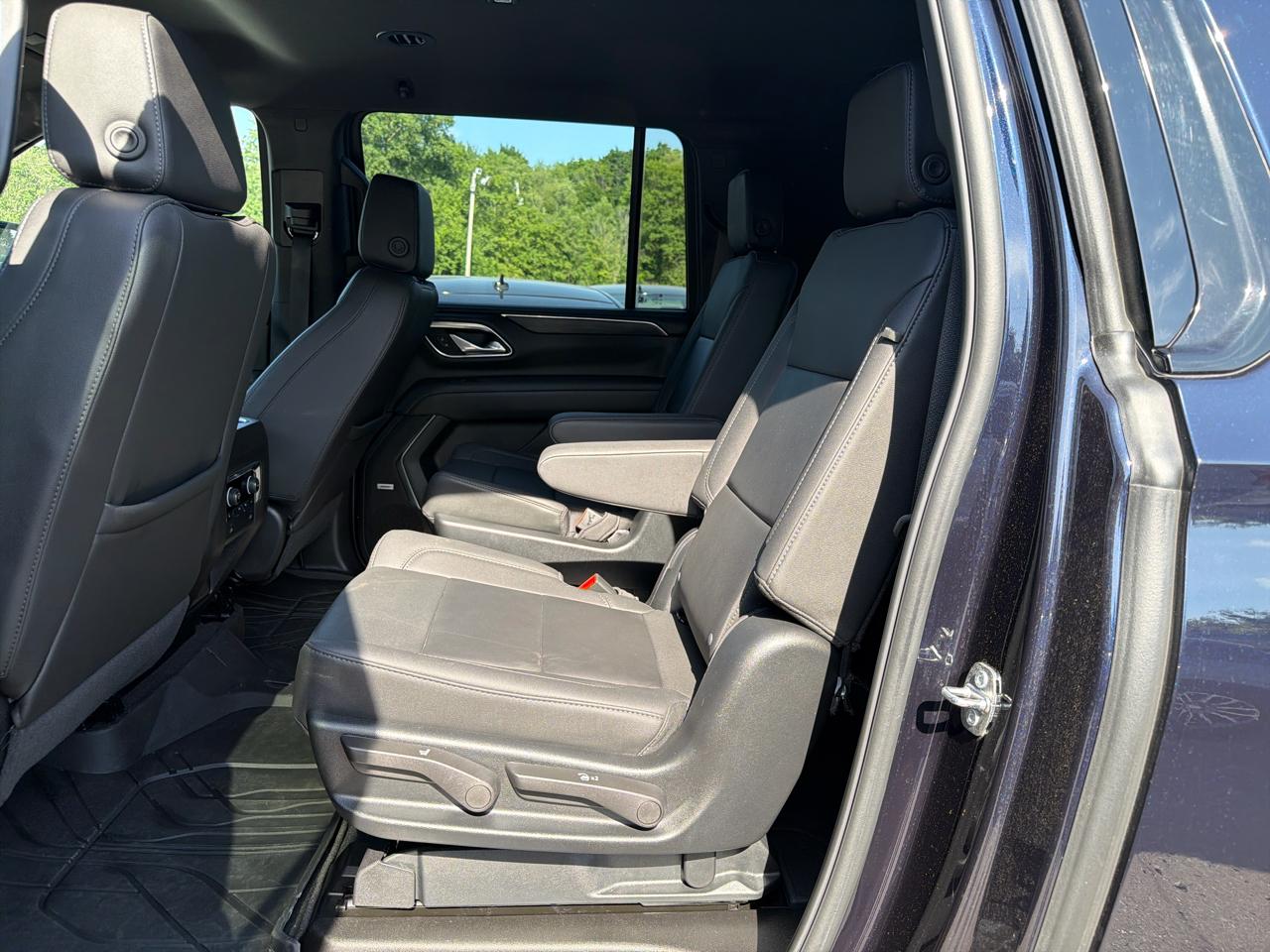Chevrolet Suburban 4WD 4dr Z71 2024