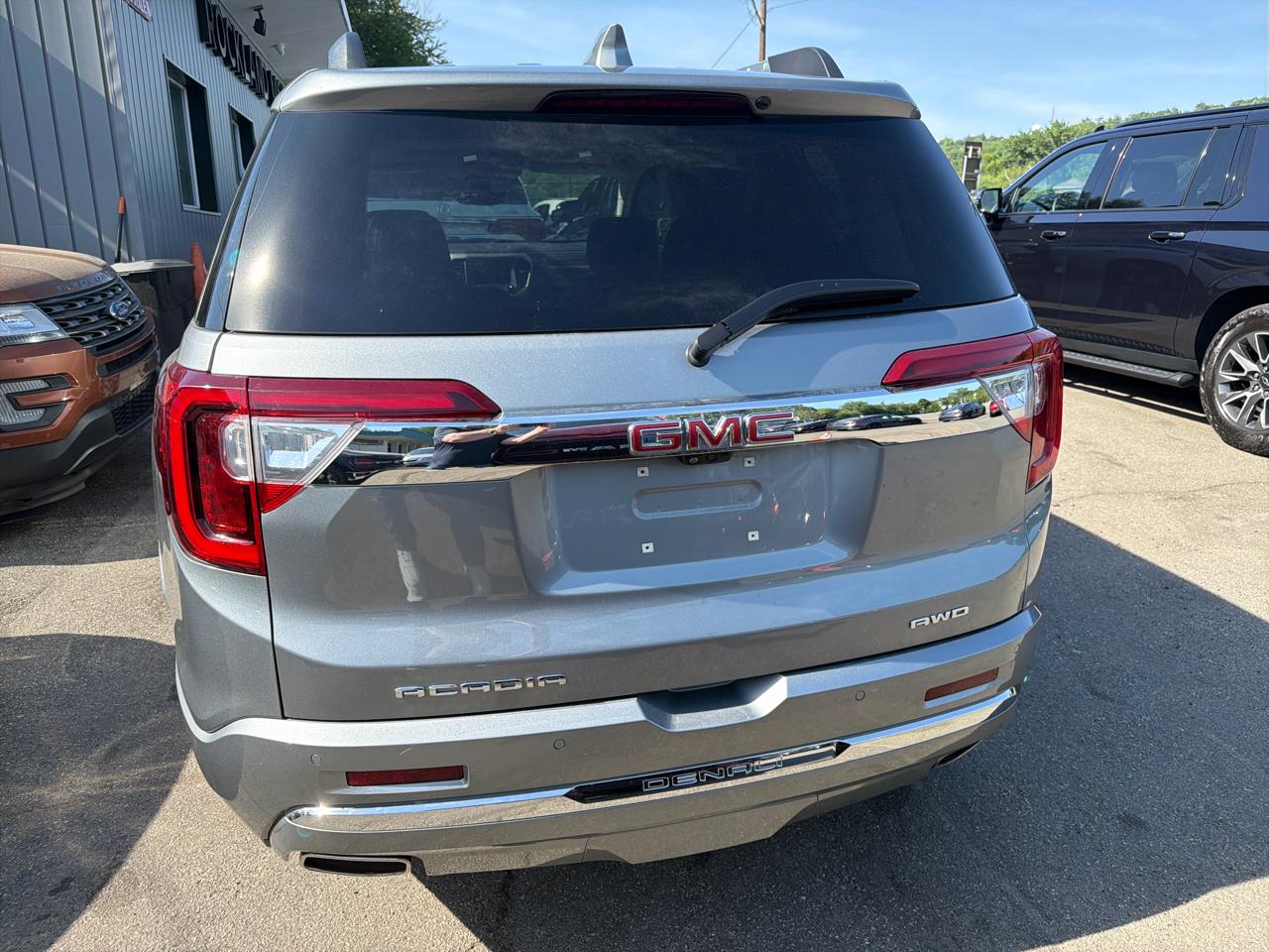 GMC Acadia AWD 4dr Denali 2023