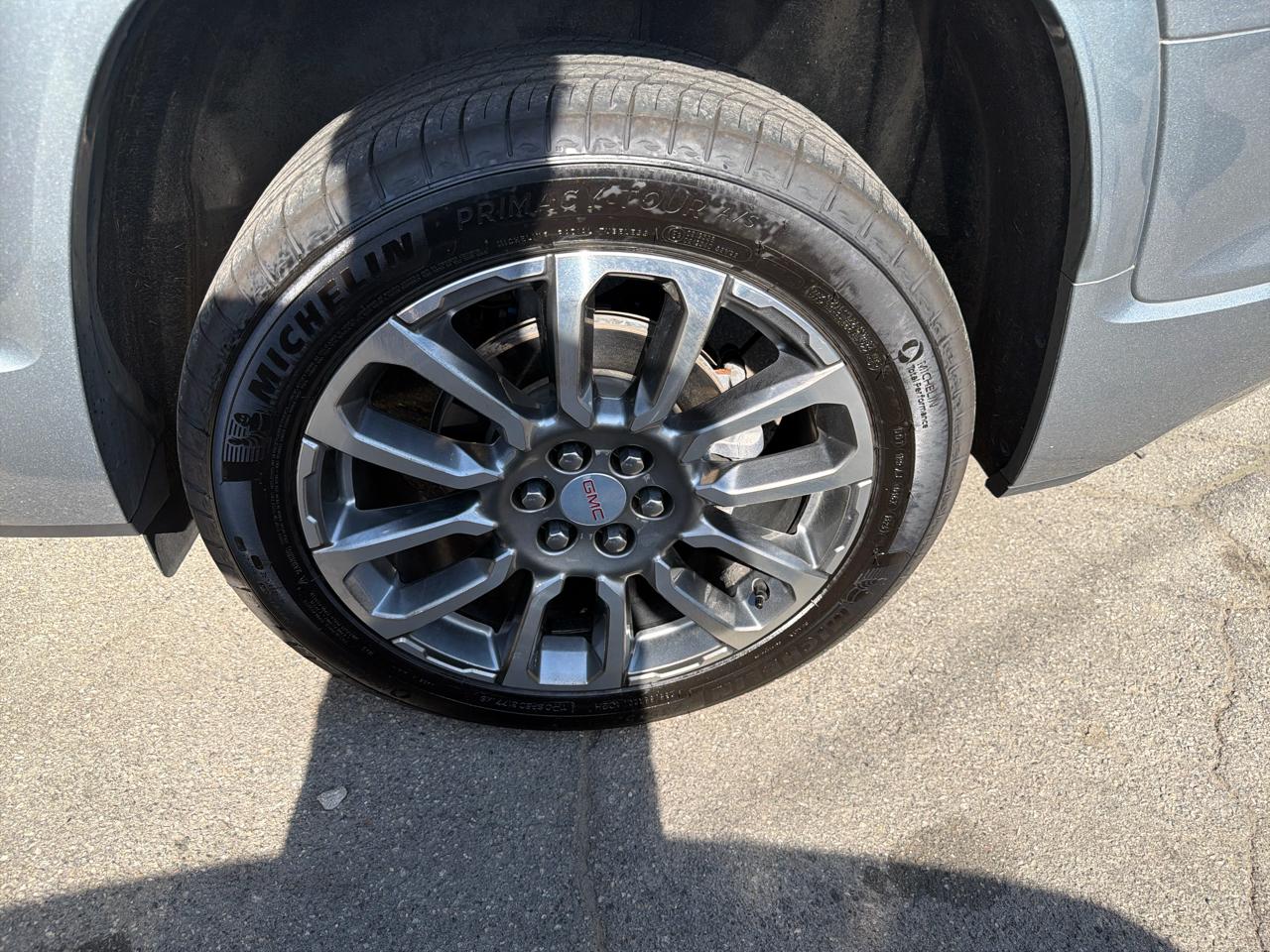 GMC Acadia AWD 4dr Denali 2023
