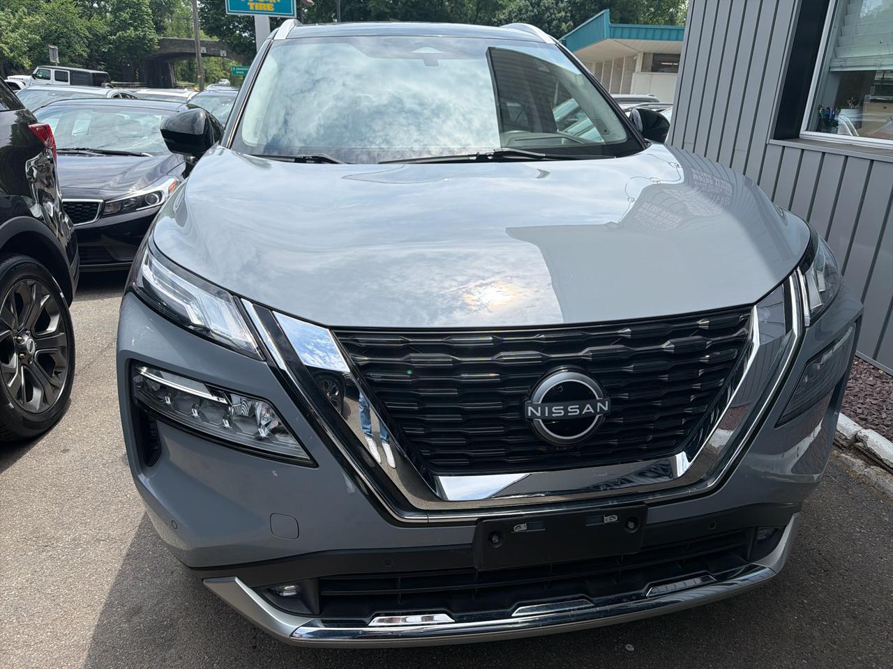 Nissan Rogue AWD Platinum 2022