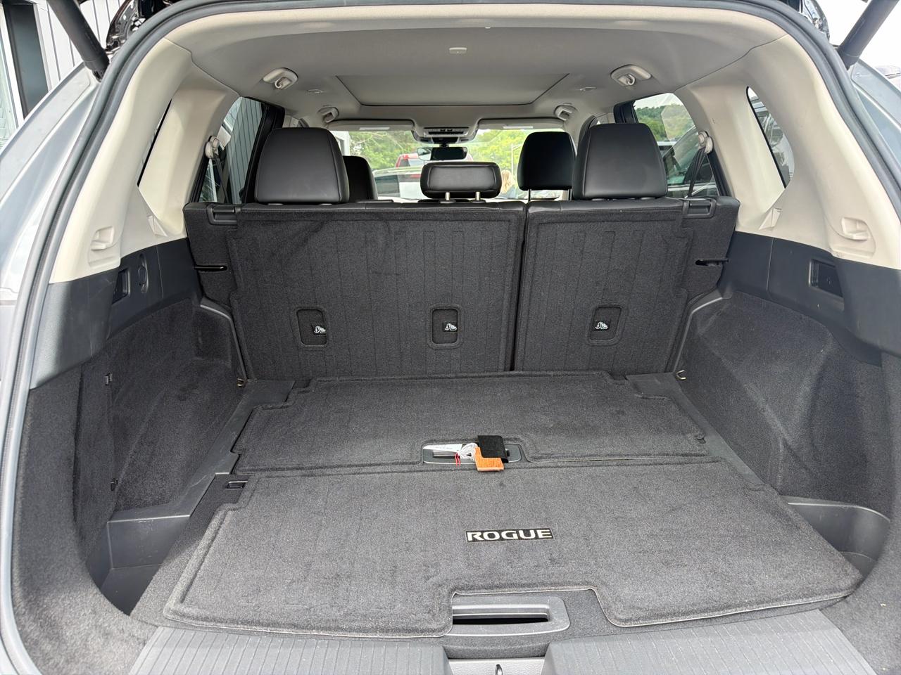 Nissan Rogue AWD Platinum 2022