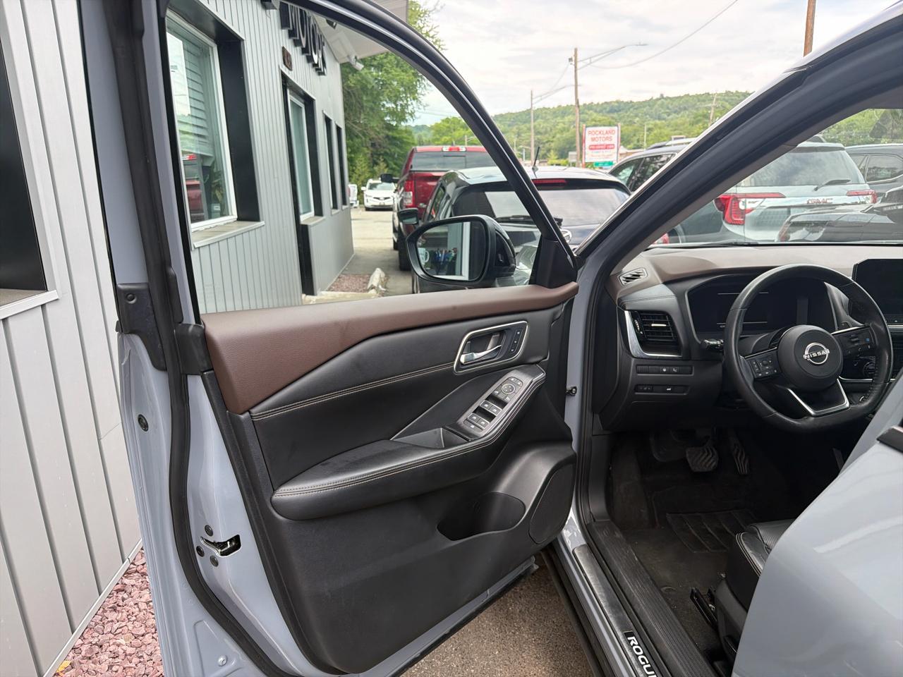 Nissan Rogue AWD Platinum 2022