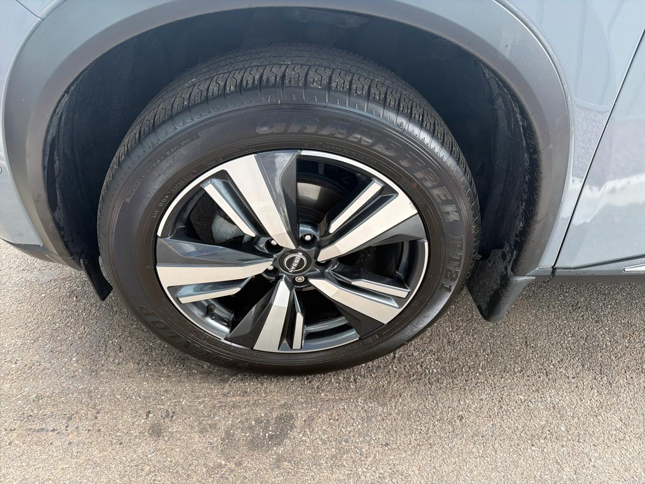 Nissan Rogue AWD Platinum 2022