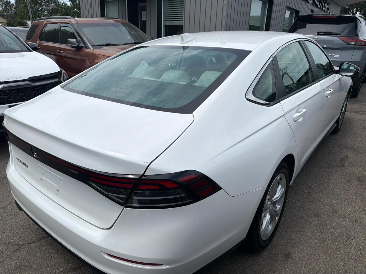 Honda Accord Sedan LX CVT 2023