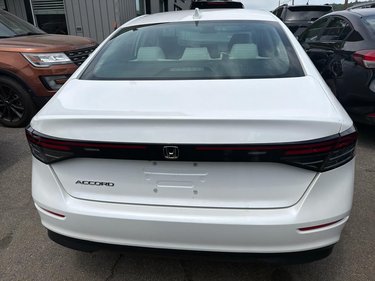 Honda Accord Sedan LX CVT 2023