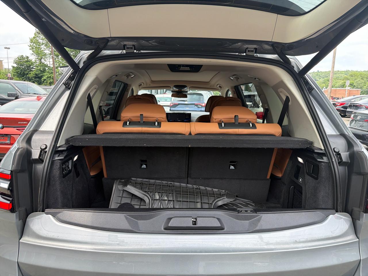BMW X7 xDrive40i Sports Activity Vehicle 2024