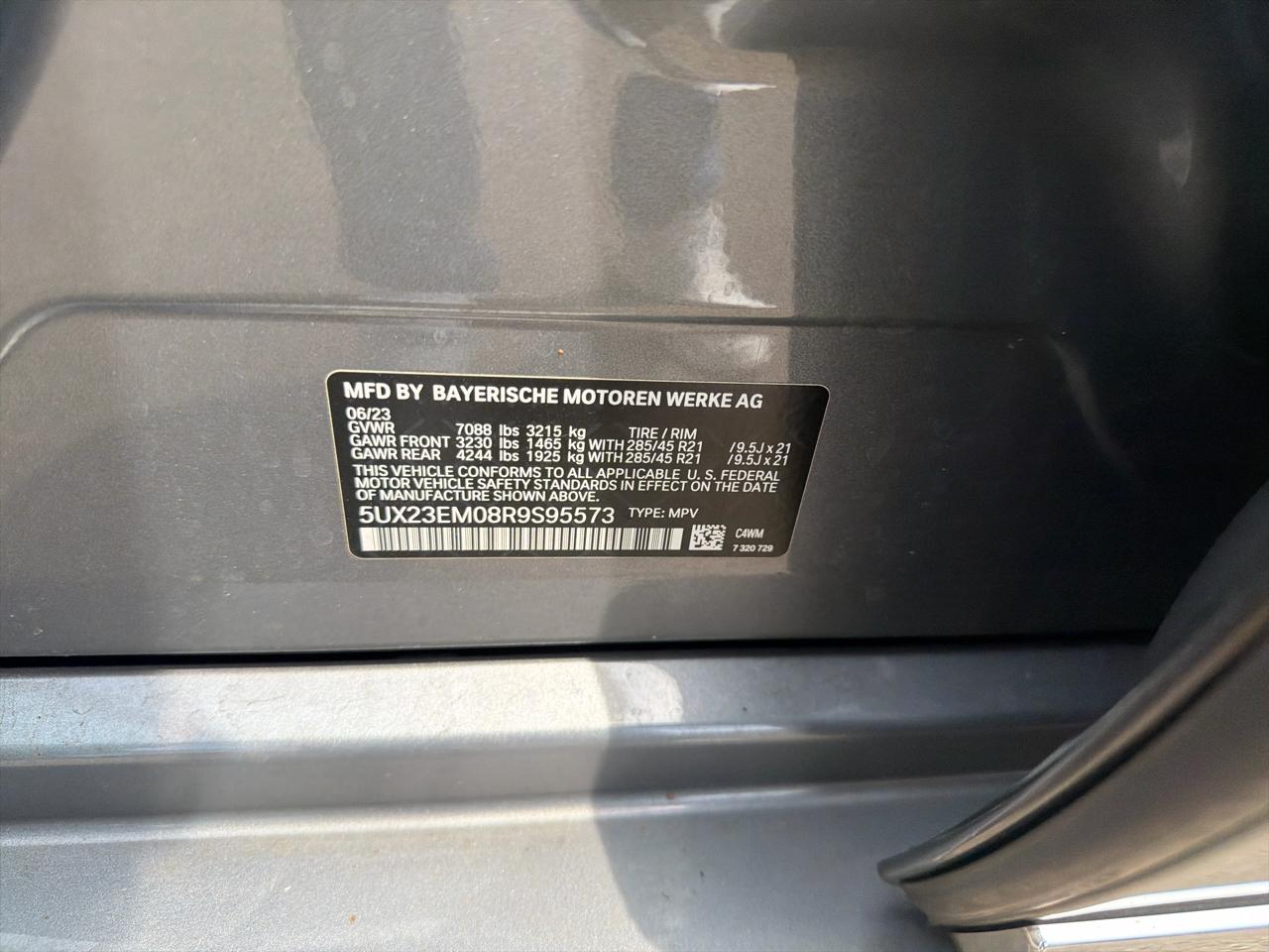 BMW X7 xDrive40i Sports Activity Vehicle 2024
