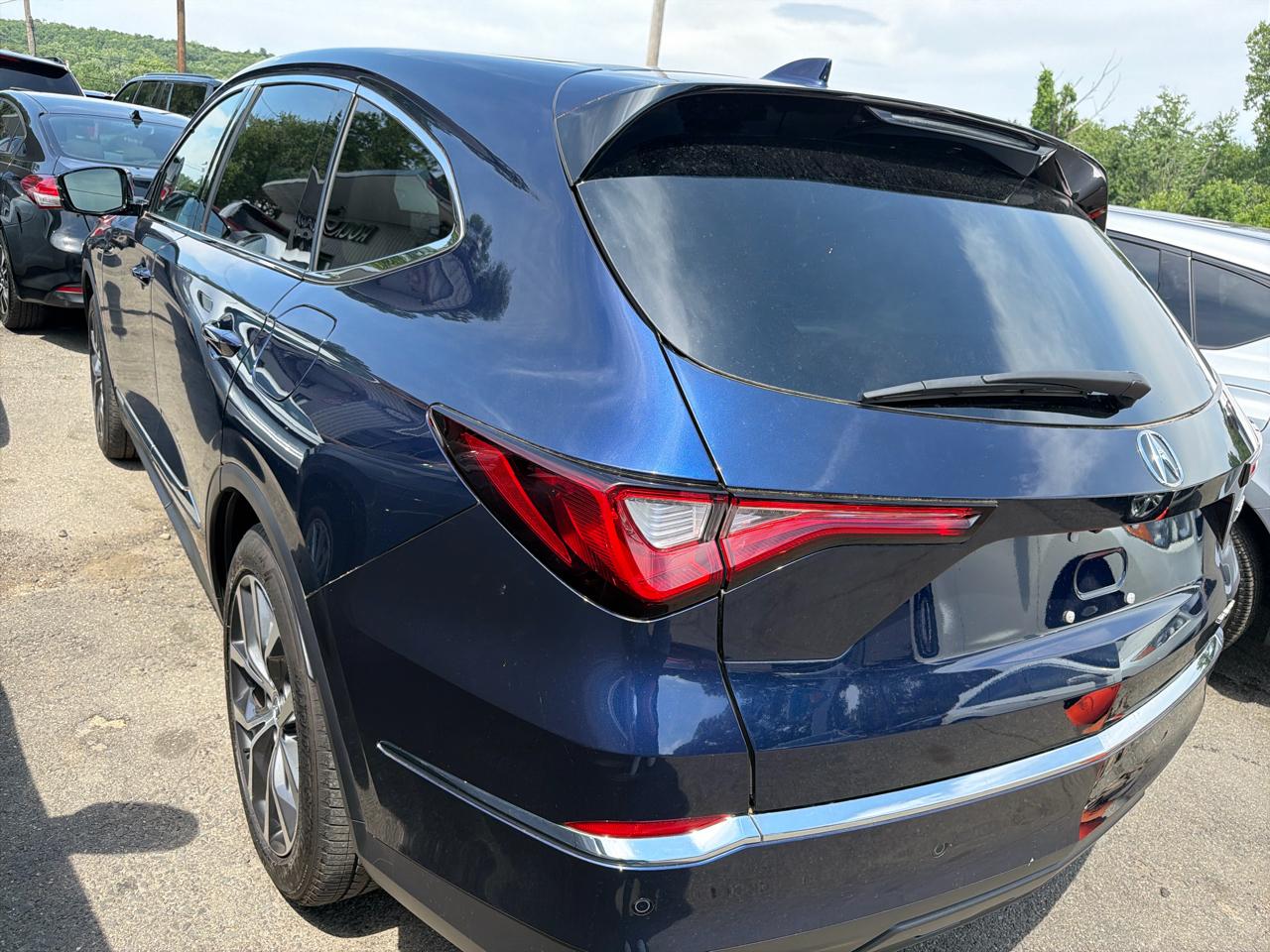 Acura MDX SH-AWD w/Technology Package 2023