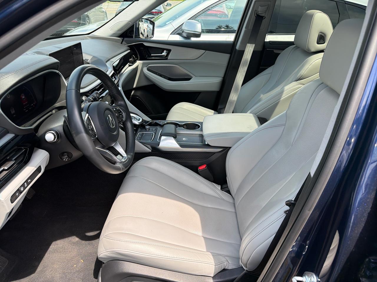 Acura MDX SH-AWD w/Technology Package 2023