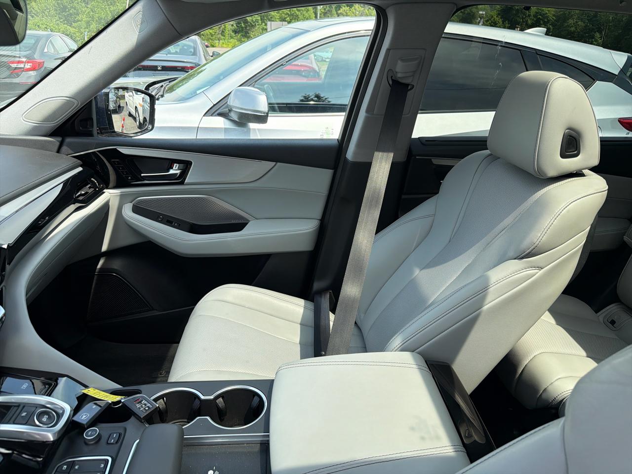 Acura MDX SH-AWD w/Technology Package 2023