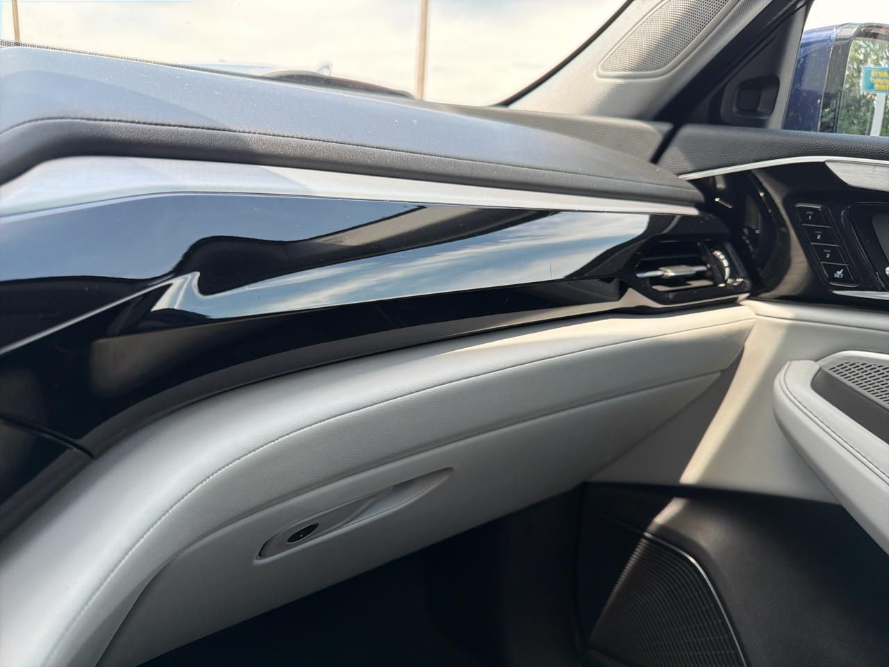 Acura MDX SH-AWD w/Technology Package 2023