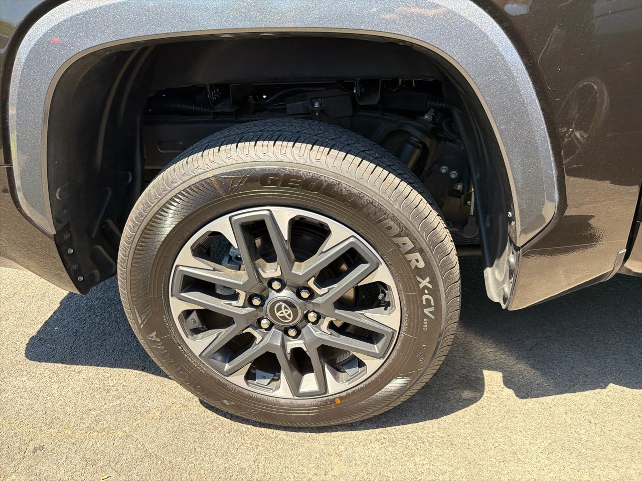 Toyota Tundra 4WD Limited CrewMax 5.5' Bed (Natl) 2023