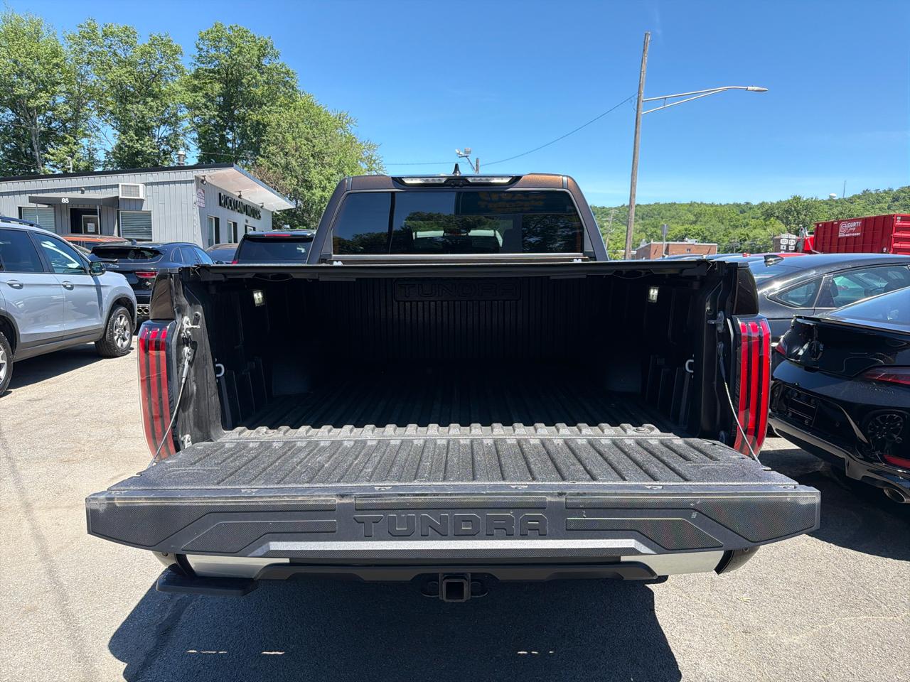 Toyota Tundra 4WD Limited CrewMax 5.5' Bed (Natl) 2023