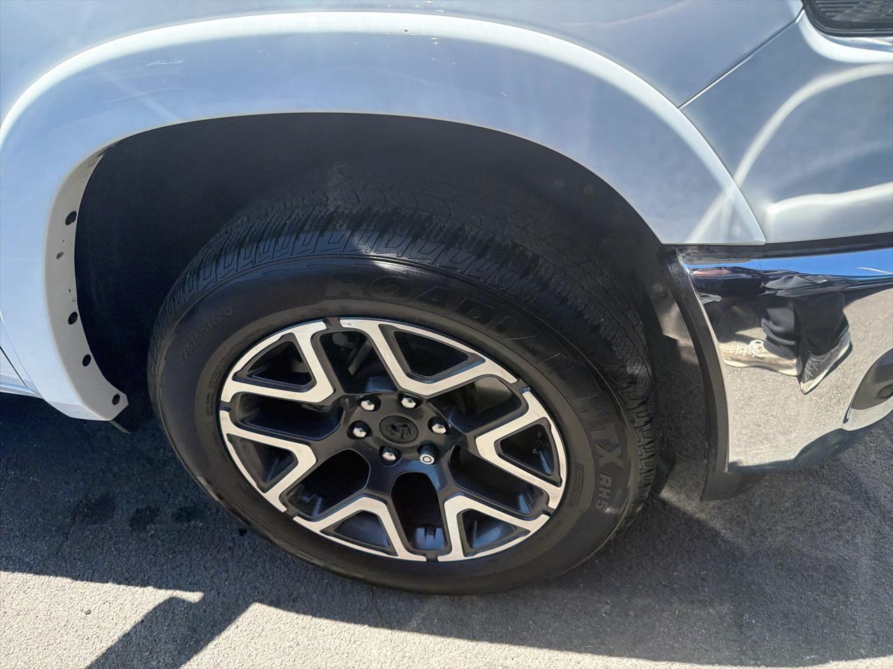 RAM 1500 Laramie 4x4 Crew Cab 5'7" Box 2025