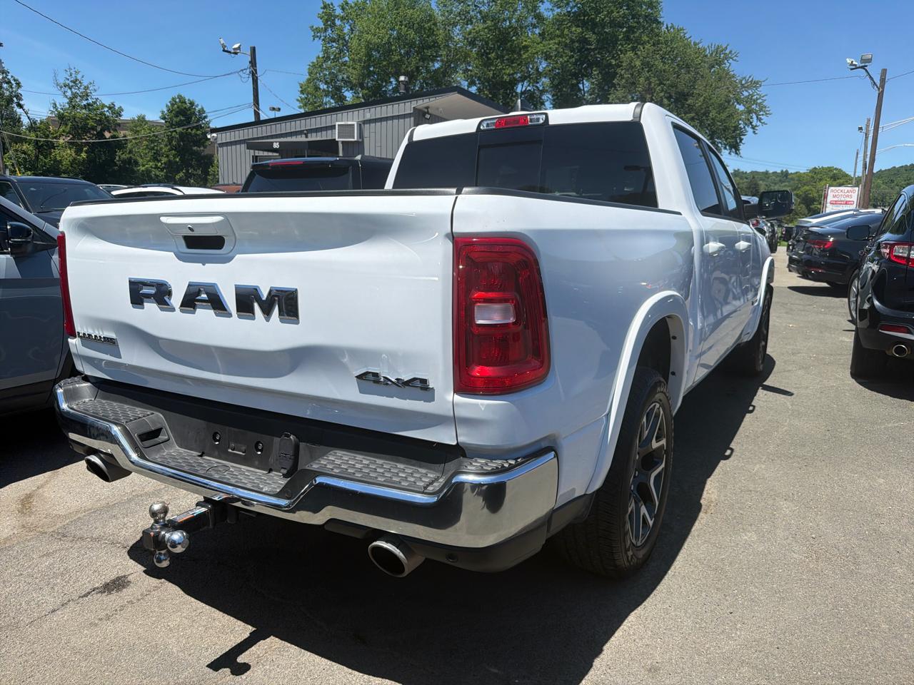 RAM 1500 Laramie 4x4 Crew Cab 5'7" Box 2025