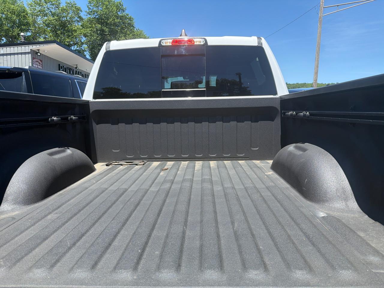 RAM 1500 Laramie 4x4 Crew Cab 5'7" Box 2025